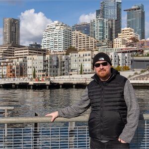 Meet your Posher, Gregory